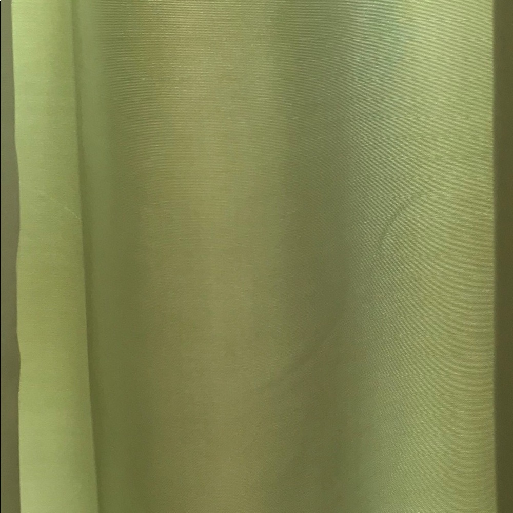 Gold Drapes.One set requires purchase of 4 panel’s - Picture 7 of 8